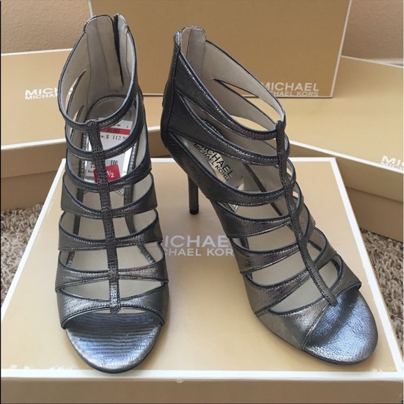 Michael Kors Shoes - Authentic Michael kor heel